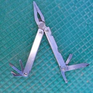 Leatherman Sideclip Multi-tool RETIRED